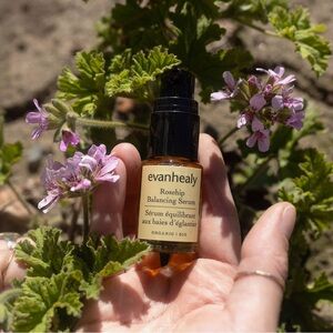 Evanhealy Rosehip Balancing Serum